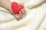 子供の夜のオムツはいつまで？